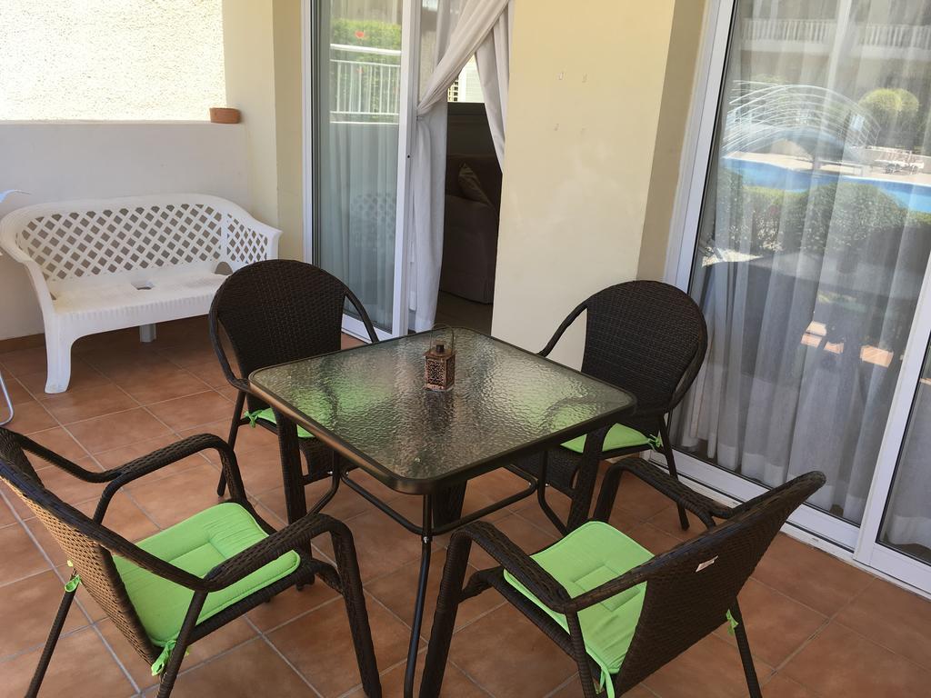 Diana Gardens Apartment Пафос Екстериор снимка
